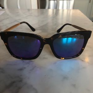 Diff blue reflective sunglasses